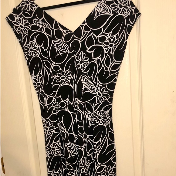 London Style - Fitted Dress - B & W - Size 12 - Picture 3 of 6